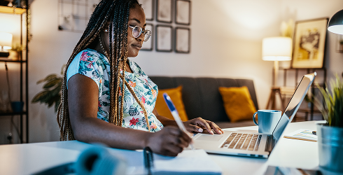 Online courses, mentoring, and digital education